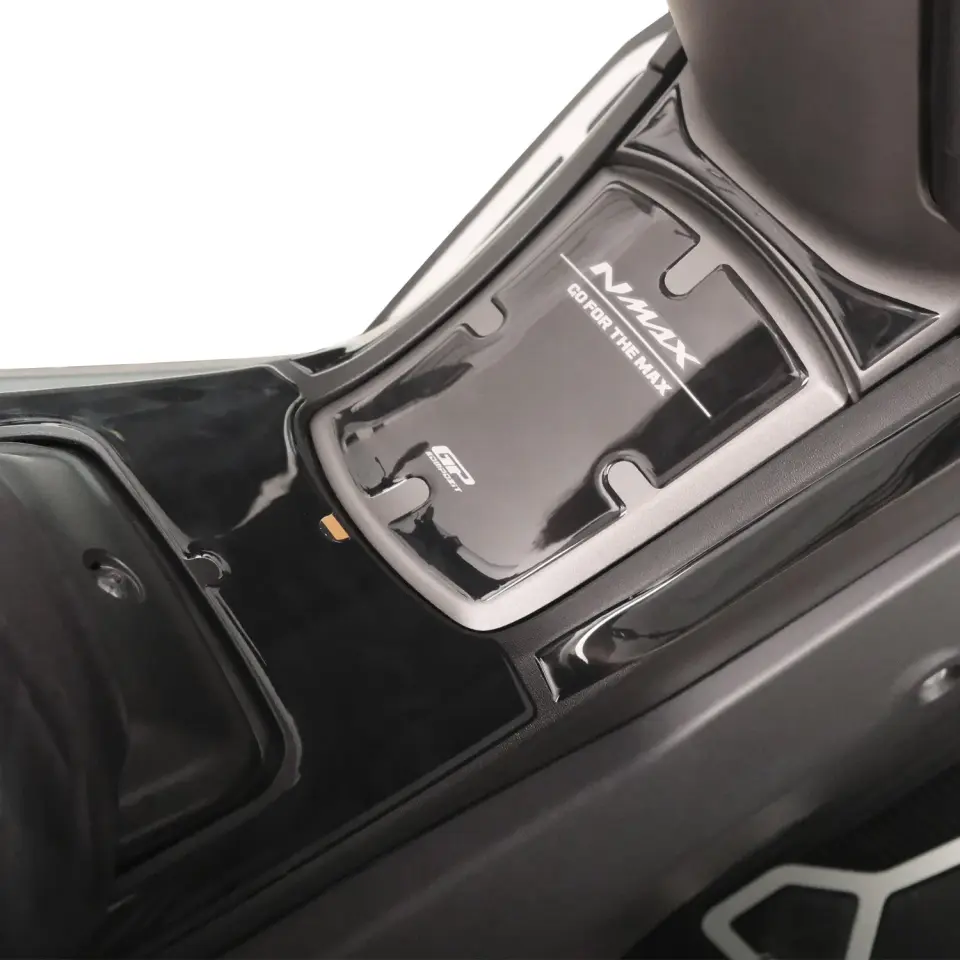 GP Kompozit Yamaha NMAX 125 / 155 2025 Uyumlu Tank Pad Gri