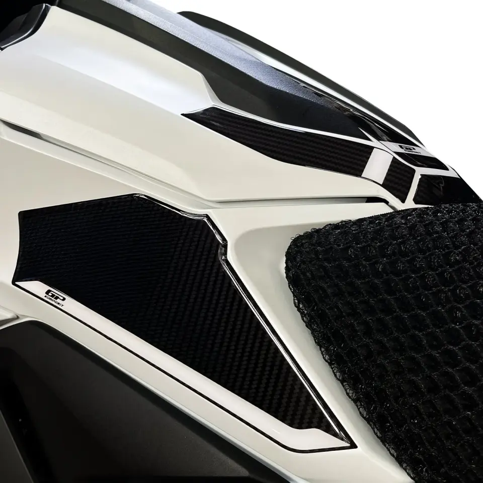 GP Kompozit Honda NC 750 X 2025 Uyumlu Tank Pad Karbon-Beyaz